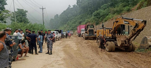 आजदेखि तुरतुरे–चाम्बास सडकखण्ड दैनिक छ घण्टा बन्द