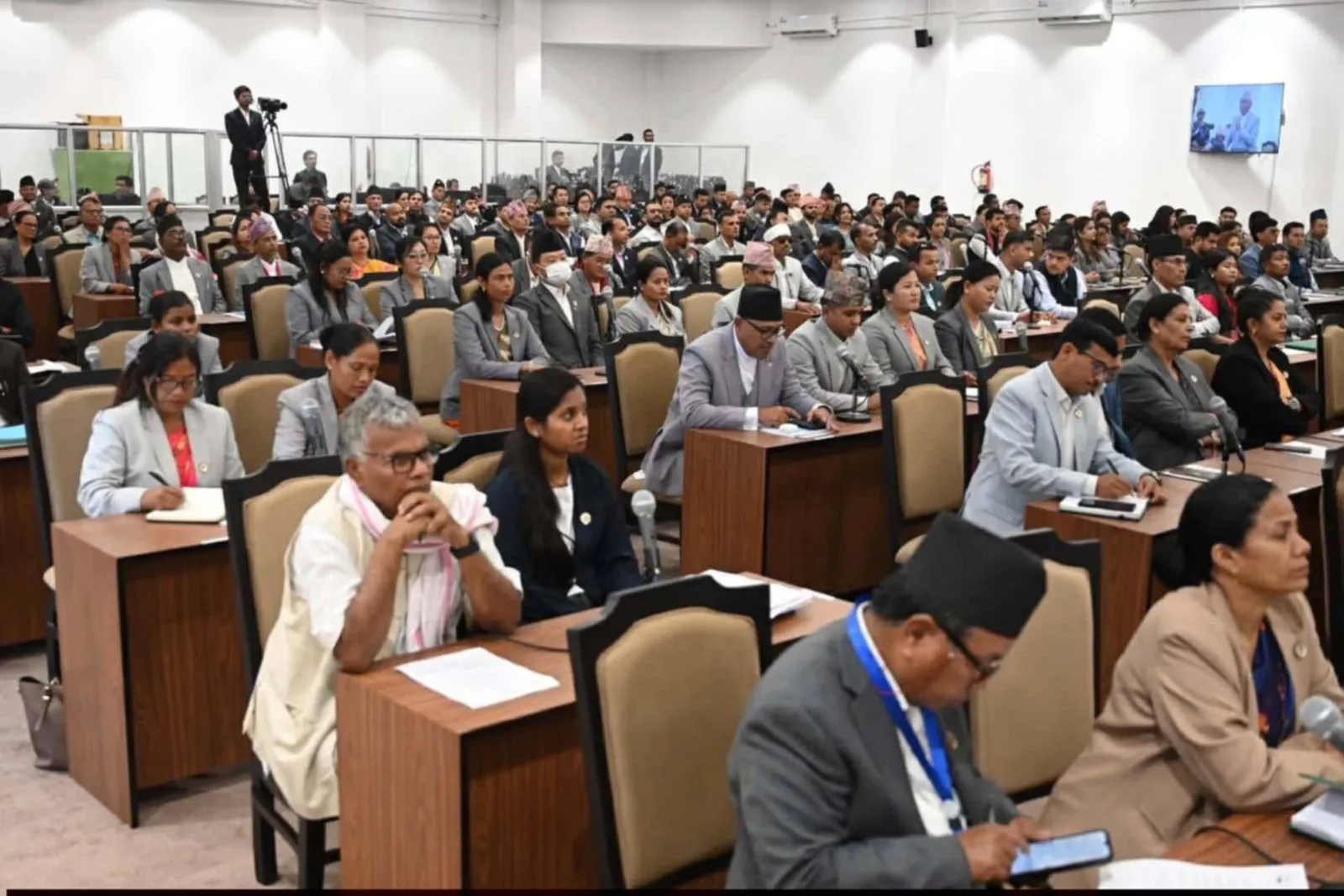 सङ्घीय संसद्को चालु अधिवेशन चैत २७ गते रातिदेखि अन्त्य हुने