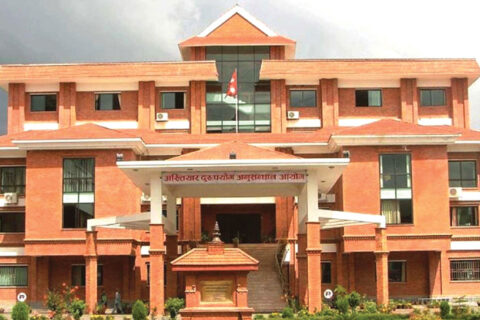 घुस लिएको अभियोगमा विद्युत प्राधिकरणका प्रमुखविरुद्ध मुद्दा दायर