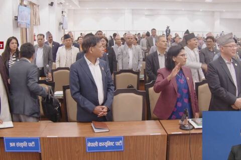 विपक्षी दलको अवरोधपछि प्रतिनिधिसभा बैठक १५ मिनेटका लागि स्थगित