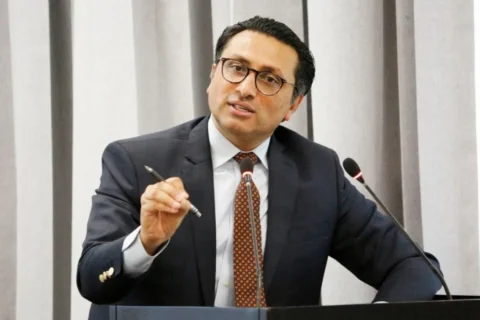 सुशासन र निष्पक्ष कर्मचारी प्रशासनका लागि ट्रेड युनियन खारेज : अर्थमन्त्री वाग्ले