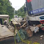 गोरखामा बस र बलेरो एकआपसमा ठोक्किँदा ६ जना घाइते